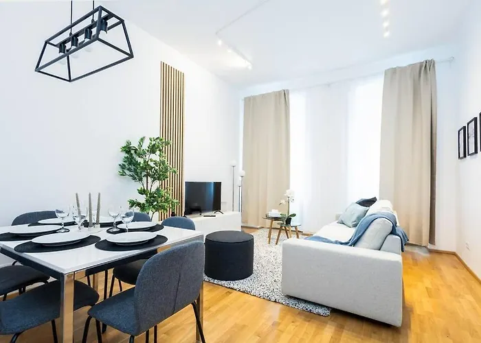 Διαμέρισμα Orestaliving - Spacious 2br On The Danube Canal *