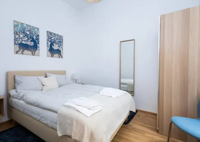 Διαμέρισμα Orestaliving - Spacious 2br On The Danube Canal *